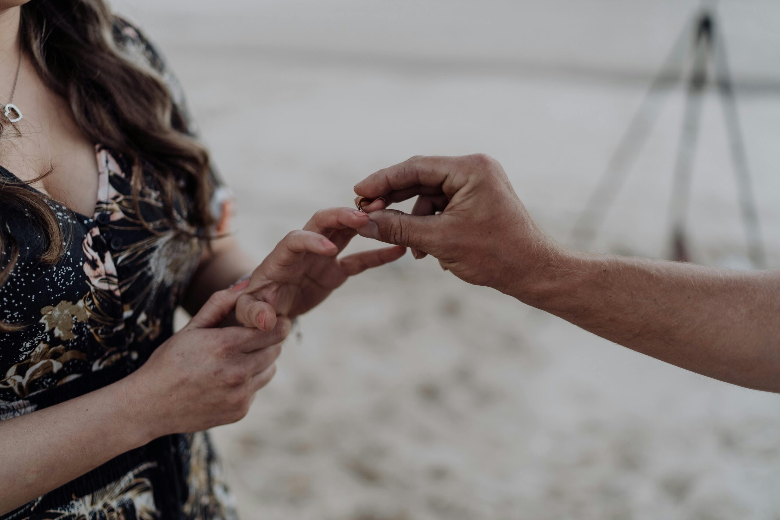 Die vermeintlichen Pflichten auf Hochzeiten, die besser vermieden werden sollten